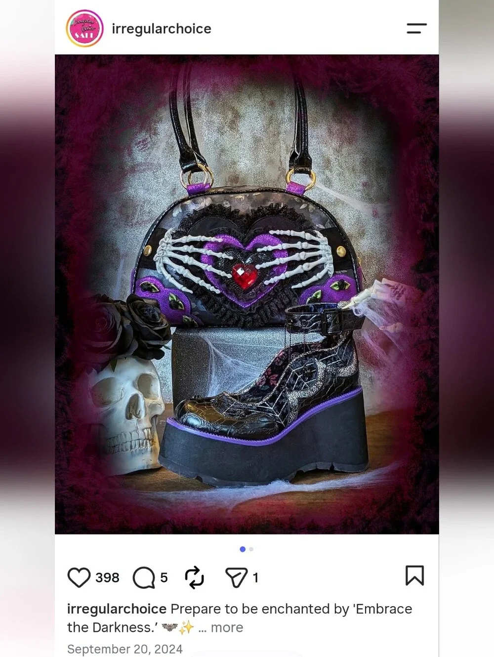 IRREGULAR CHOICE Embrace The Darkness Halloween Bag Purse goatse Spread Heart ;)